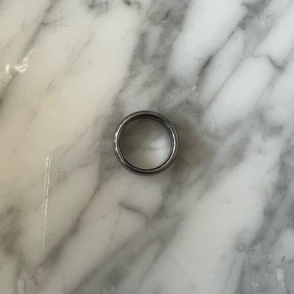 Tungsten Carbide Men's Wedding Band Size 8 Box included Low Key Unassuming - Picture 3 of 7